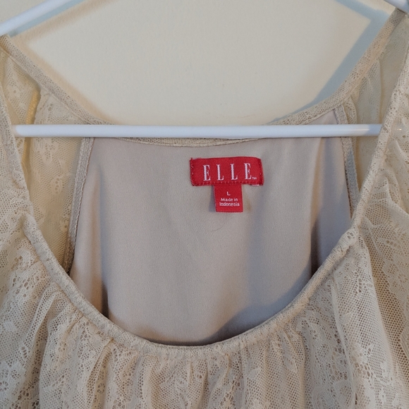 4/$20 ELLE lace top size L - Picture 4 of 6